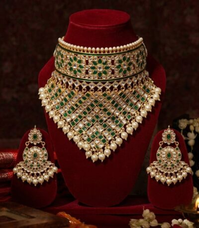 Green Kundan Heavy Bridal Aad with Earring and Tika
